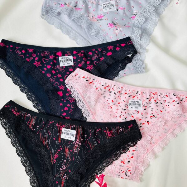 شورت زنانه کبریتی لبه گیپور برند میسپل طرح دار