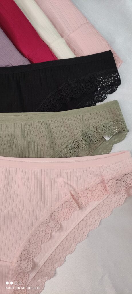 شورت زنانه کبریتی